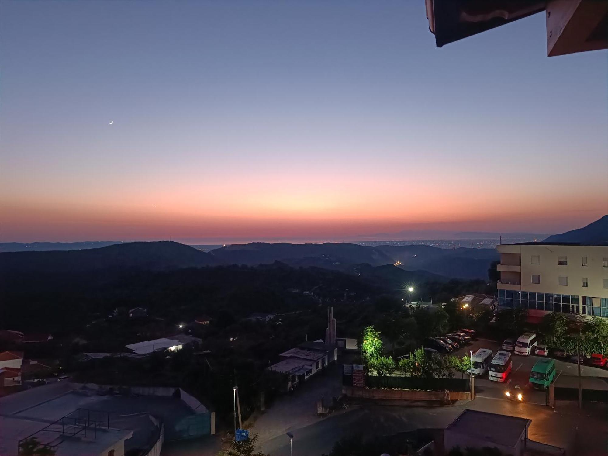 Appartamento Panoramic Kruje Escape Bami Esterno foto